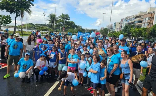 
          Imagem ilustrativa da imagem Caminhada da inclusão reúne mais de 3 mil na Praia de Camburi
          