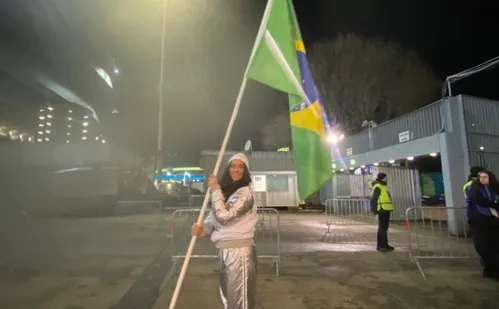 
          Imagem ilustrativa da imagem Capixaba é porta-bandeira na Cerimônia de Abertura das Olimpíadas de Inverno 2026
          