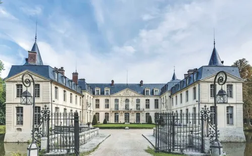 
          Imagem ilustrativa da imagem Capixaba em Academia literária da França
          