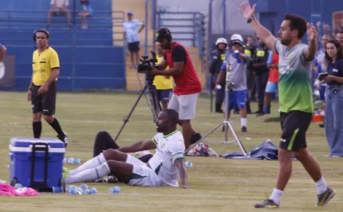 
          Imagem ilustrativa da imagem Capixabão: Briga acirrada contra o Z-2
          