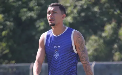 
          Imagem ilustrativa da imagem Carlinhos retorna para a quarta passagem pelo Vitória
          