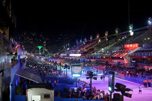 
          Imagem ilustrativa da imagem Carnaval no Rio: primeira noite de desfiles do Grupo Especial terá 4 escolas; veja ordem e horários
          