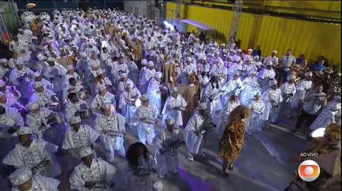 
          Imagem ilustrativa da imagem Carnaval no Rio: terceira noite de desfiles do Grupo Especial começa com Paraíso do Tuiuti
          