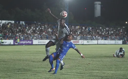 
          Imagem ilustrativa da imagem Clássico Vi-Rio vale luta pelo G-4 no Brasileirão Série D
          