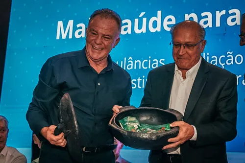 
          Imagem ilustrativa da imagem Clima político em visita de Alckmin a Colatina
          