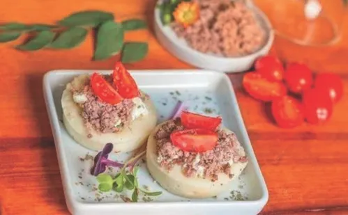 
          Imagem ilustrativa da imagem Com 4 mil empresas no ES, mercado pet cresce e tem até sorvete para cachorro
          