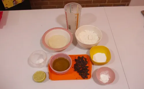 
          Imagem ilustrativa da imagem Como preparar comidas saudáveis para o lanche das crianças
          