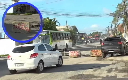
          Imagem ilustrativa da imagem Crateras e abandono: população sofre com rastro de destruição em avenida de Olinda
          