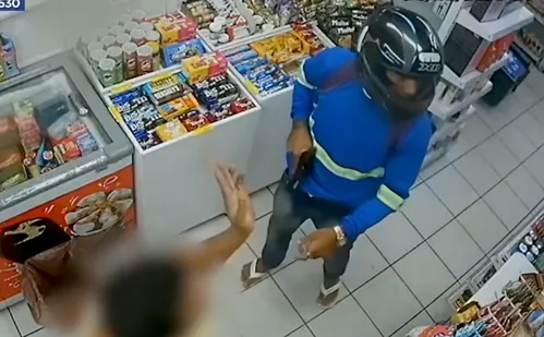 
          Imagem ilustrativa da imagem Criminosos fazem série de assaltos a farmácias em Cariacica
          