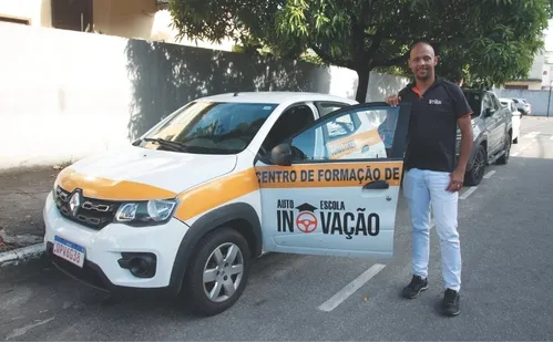 
          Imagem ilustrativa da imagem Deixar o carro “morrer” na prova prática elimina o candidato? Entenda nova regra
          