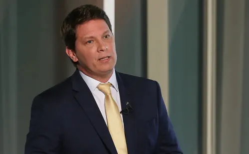 
          Imagem ilustrativa da imagem Deputado Mário Frias é internado com obstrução de vasos sanguíneos do abdômen
          