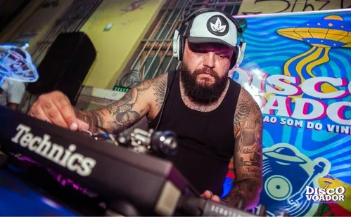 
          Imagem ilustrativa da imagem “Disco Voador” em parque de Vila Velha neste domingo
          