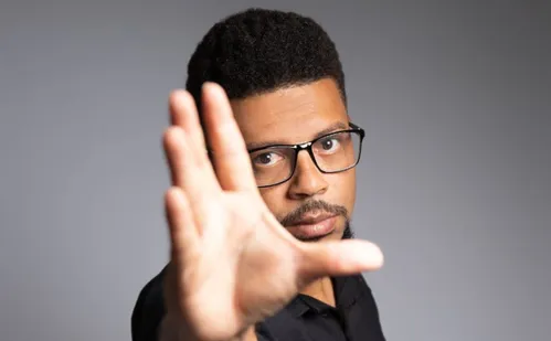 
          Imagem ilustrativa da imagem Dona Beja: diretor revela curiosidades dos bastidores da novela
          