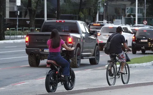 
          Imagem ilustrativa da imagem ES registrou 372 acidentes com bicicletas elétricas em dois anos
          