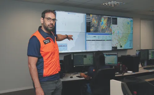 
          Imagem ilustrativa da imagem ES segue em risco de tempestades até o próximo sábado
          