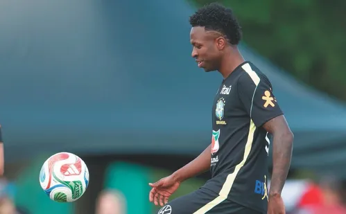 
          Imagem ilustrativa da imagem Em teste de peso, Brasil encara a França em amistoso
          