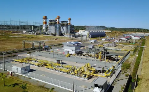 
          Imagem ilustrativa da imagem Empresas vão construir quatro usinas de energia e abrir 1.600 empregos
          