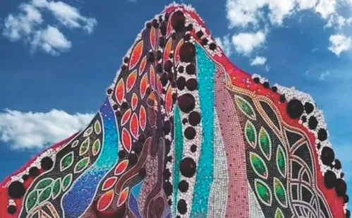 
          Imagem ilustrativa da imagem Esculturas de uma tonelada em novo roteiro de fé
          