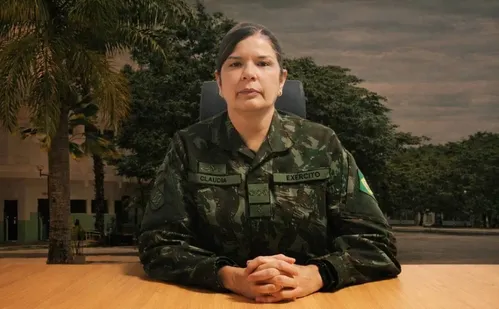 
          Imagem ilustrativa da imagem Exército brasileiro promove pernambucana a primeira mulher com patente de general
          