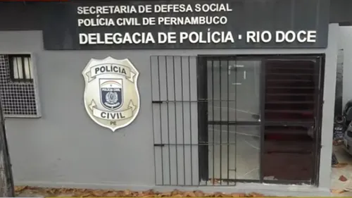 
          Imagem ilustrativa da imagem Família foge após vídeo de abuso contra um menino e polícia descobre mais 6 vítimas
          
