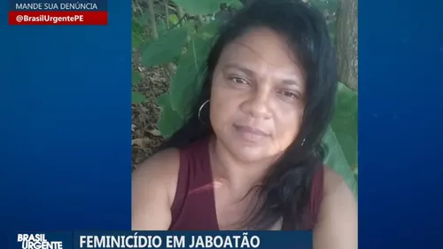 
          Imagem ilustrativa da imagem Feminicídio em Jaboatão: Mulher é morta em emboscada planejada pelo ex-companheiro
          
