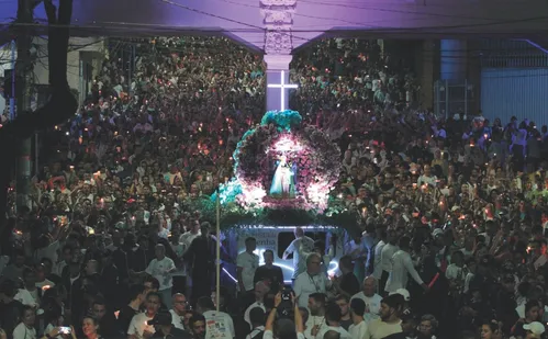 
          Imagem ilustrativa da imagem Festa da Penha 2026: Romaria dos Homens começa mais cedo este ano
          