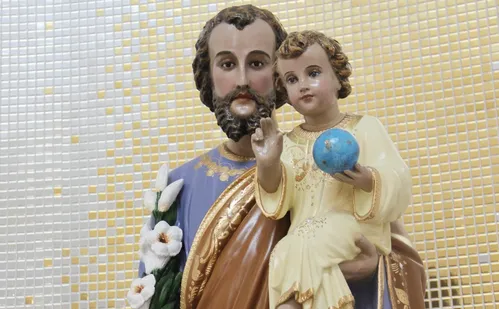 
          Imagem ilustrativa da imagem Missas e procissão hoje para homenagear São José
          