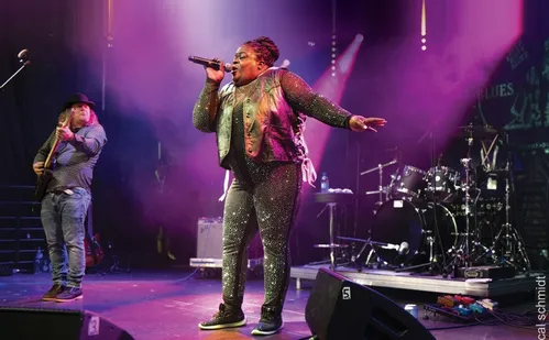 
          Imagem ilustrativa da imagem Festival gratuito leva jazz e blues a Itaúnas com nomes do exterior
          