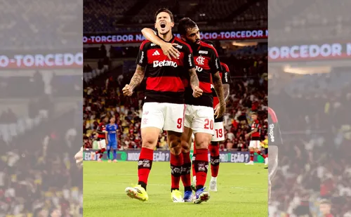
          Imagem ilustrativa da imagem Flamengo embola mata-mata carioca com clássico nas quartas após campanha instável
          