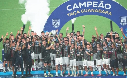 
          Imagem ilustrativa da imagem Flu vence e solta o grito de campeão da Taça Guanabara
          