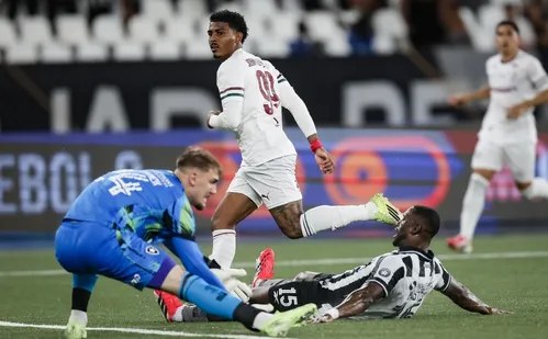 
          Imagem ilustrativa da imagem Fluminense vence o Botafogo e garante classificação no Carioca
          