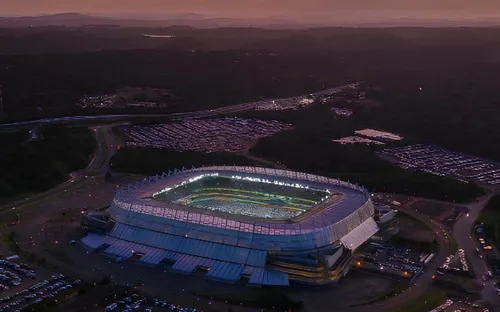 
          Imagem ilustrativa da imagem Foragido por homicídio é preso ao tentar ver jogo do Santa Cruz na Arena
          