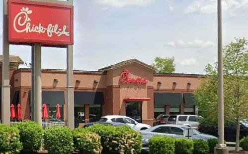 
          Imagem ilustrativa da imagem Funcionário encontra R$ 50 mil nos EUA e devolve
          