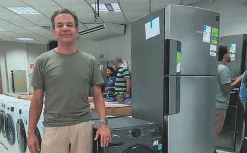 
          Imagem ilustrativa da imagem Geladeiras, fogões e móveis já são adaptados para apartamentos cada vez menores
          