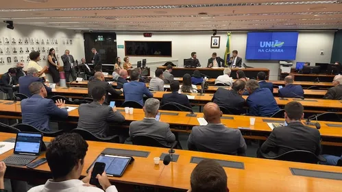 
          Imagem ilustrativa da imagem Governistas pedem retirada de maioridade penal da PEC da Segurança, que pode ser votada nesta quarta
          