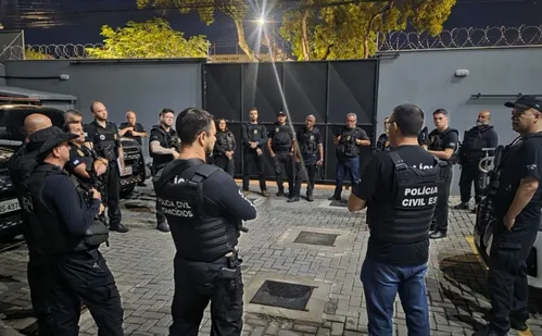 
          Imagem ilustrativa da imagem Grande Terra Vermelha é alvo de operação contra tráfico de drogas pelo segundo dia
          