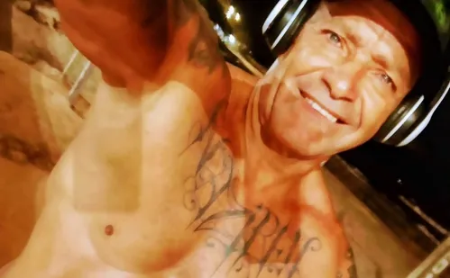 
          Imagem ilustrativa da imagem Homem é morto a tiros dentro de casa na Prainha do Olaria, em Guarapari
          