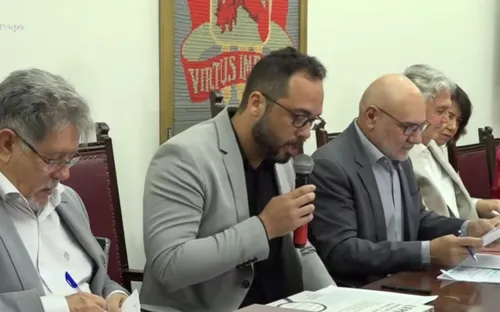 
          Imagem ilustrativa da imagem INÉDITO: 649 professores, alunos e técnicos da UFPE foram vítimas da ditadura
          