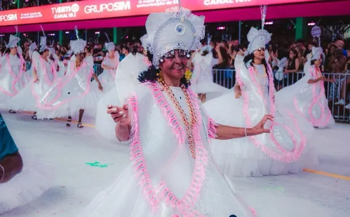 
          Imagem ilustrativa da imagem Imperatriz do Forte encerra desfiles do Grupo Especial com enredo sobre Xirê
          