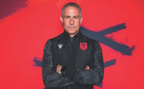 
          Imagem ilustrativa da imagem Itália entra em campo nesta quinta para evitar novo vexame na repescagem
          