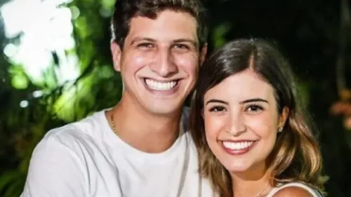 
          Imagem ilustrativa da imagem João Campos e Tabata Amaral oficializam união em cerimônia na Praia dos Carneiros
          