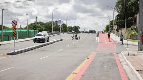 
          Imagem ilustrativa da imagem João Campos inaugura Ponte Júlia Santiago, a maior do tipo em 40 anos no Recife
          