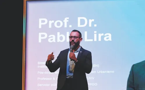 
          Imagem ilustrativa da imagem Dívidas no cartão disparam e governo quer reduzir os juros
          