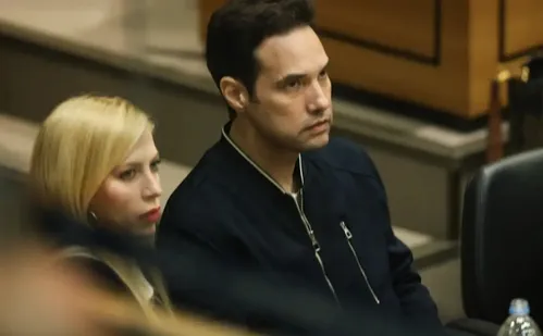 
          Imagem ilustrativa da imagem Justiça remarca júri do caso Henry Borel após defesa de Jairinho abandonar Tribunal
          