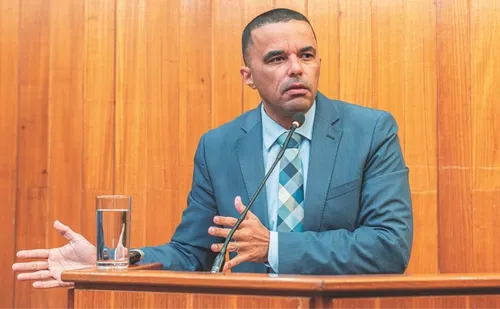 
          Imagem ilustrativa da imagem Justiça vai decidir se secretária acusada de envenenar médico vai a juri popular
          