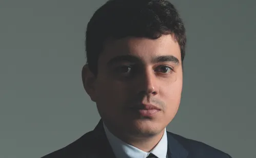 
          Imagem ilustrativa da imagem Lei reforça prevenção no trabalho sem ampliar peso para empresas
          