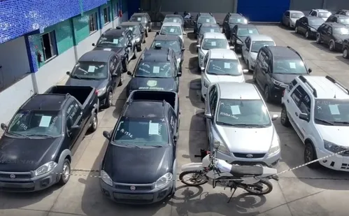 
          Imagem ilustrativa da imagem Leilão da polícia tem veículos a partir de R$3 mil no ES; veja como participar
          