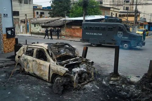 
          Imagem ilustrativa da imagem Lula sanciona projeto de lei de combate às facções criminosas com vetos; veja como ficou
          