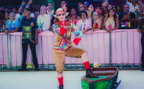 
          Imagem ilustrativa da imagem MUG leva história de princesa alemã e natureza ao Sambão do Povo
          