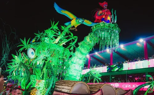 
          Imagem ilustrativa da imagem MUG leva história de princesa alemã e natureza ao Sambão do Povo
          